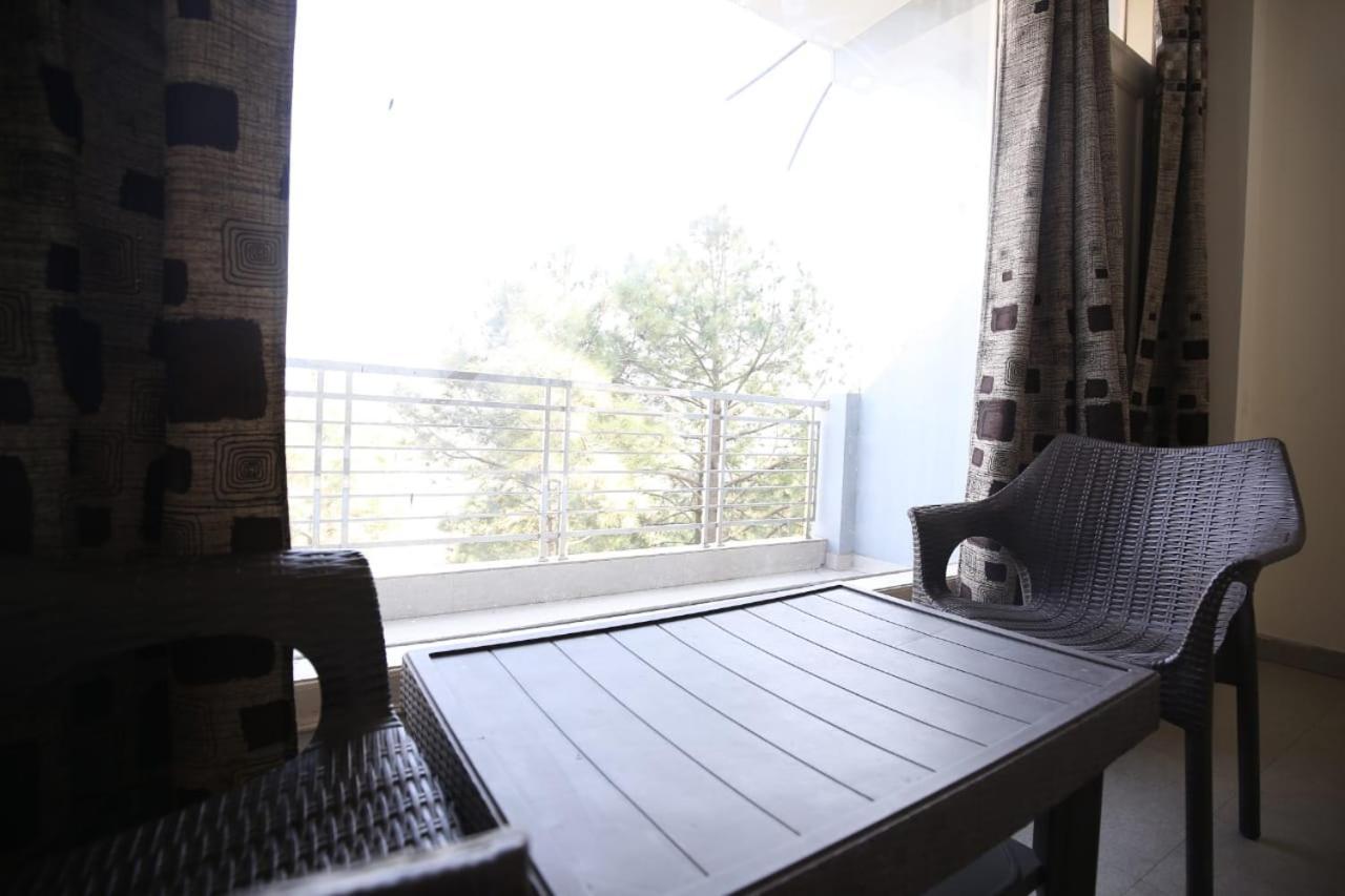 Sky Home Train View Kasauli Eksteriør billede